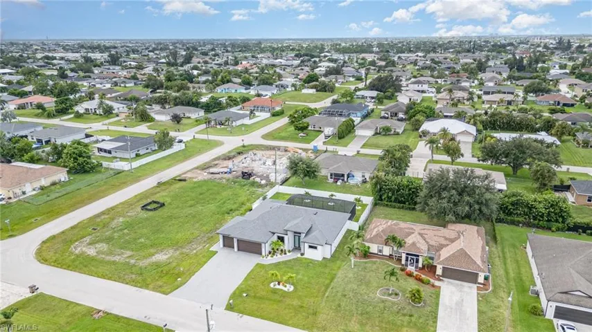 1406 SW 13th  ST, Cape Coral, FL 33991