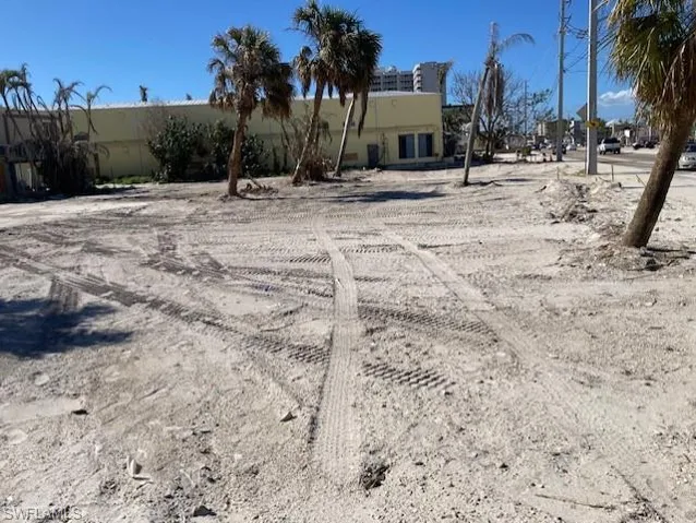 lot prior to Neptune Resort demo to rebuild