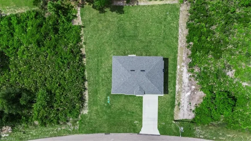 Aerial view of property and surrounding area