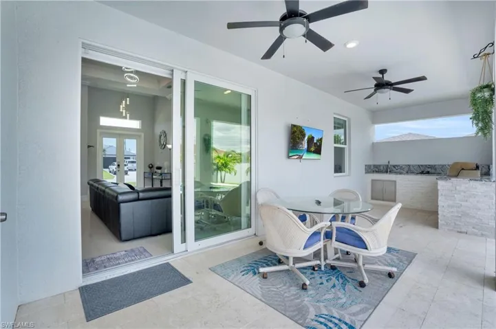 477 NE 1st  PL, Cape Coral, FL 33909