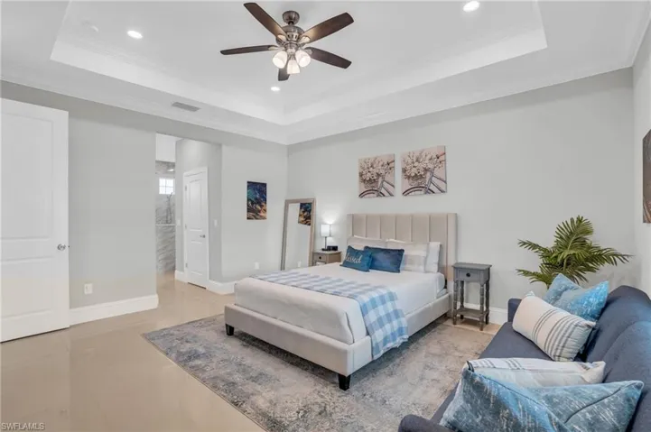 477 NE 1st  PL, Cape Coral, FL 33909
