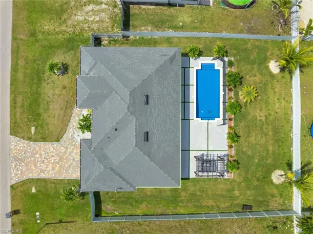 477 NE 1st  PL, Cape Coral, FL 33909
