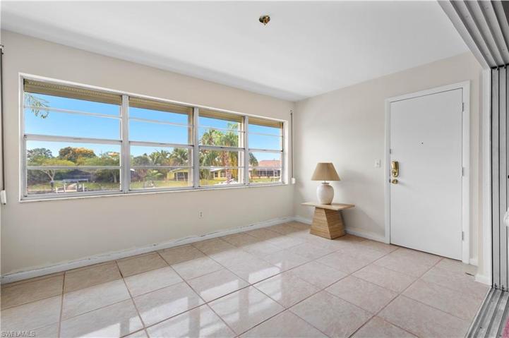 Sun porch/Florida room