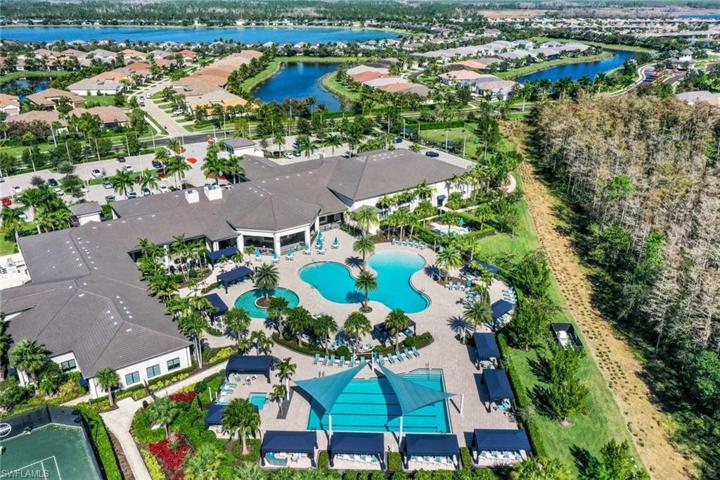 28461  Abruzzo  DR, Bonita Springs, FL 34135