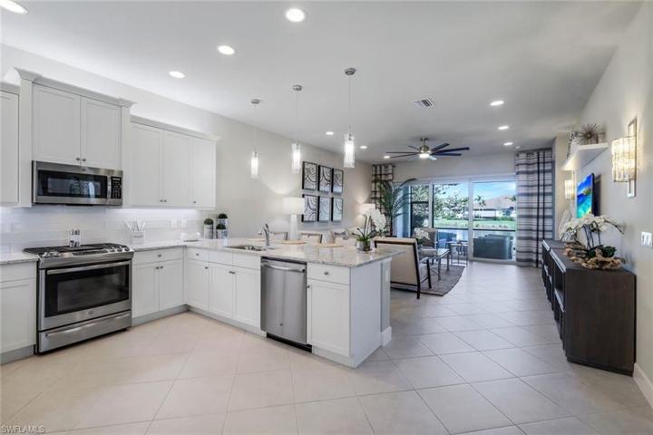 28461  Abruzzo  DR, Bonita Springs, FL 34135
