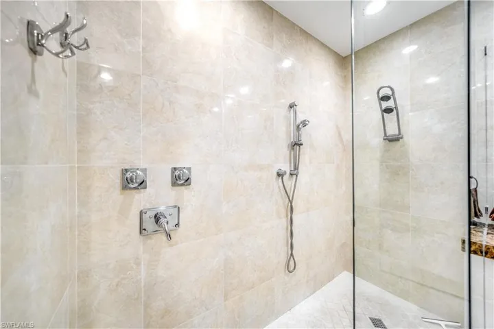 17252  Bermuda Village  DR, Boca Raton, FL 33487