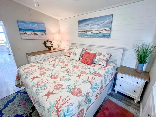 Bedroom with King size bed