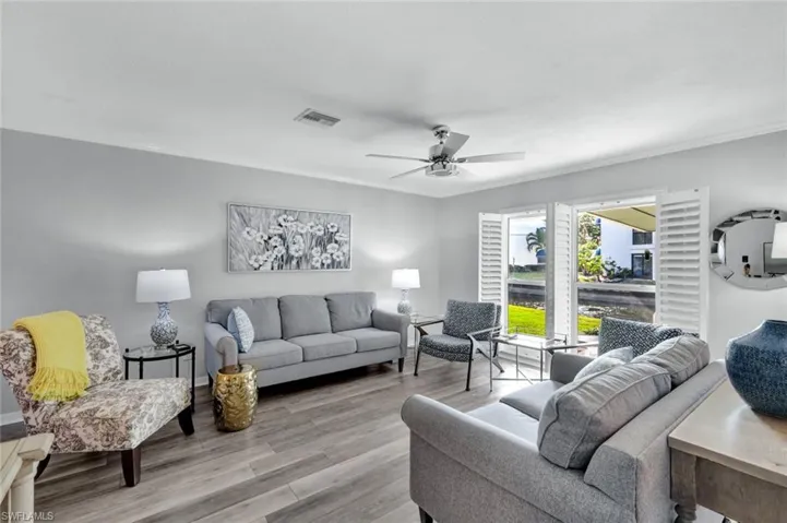 4263  Island  CIR, Fort Myers, FL 33919