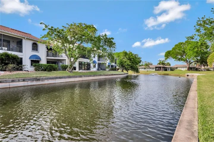 4263  Island  CIR, Fort Myers, FL 33919