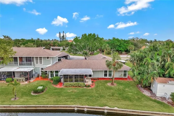 4263  Island  CIR, Fort Myers, FL 33919