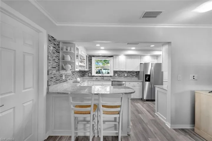 4263  Island  CIR, Fort Myers, FL 33919