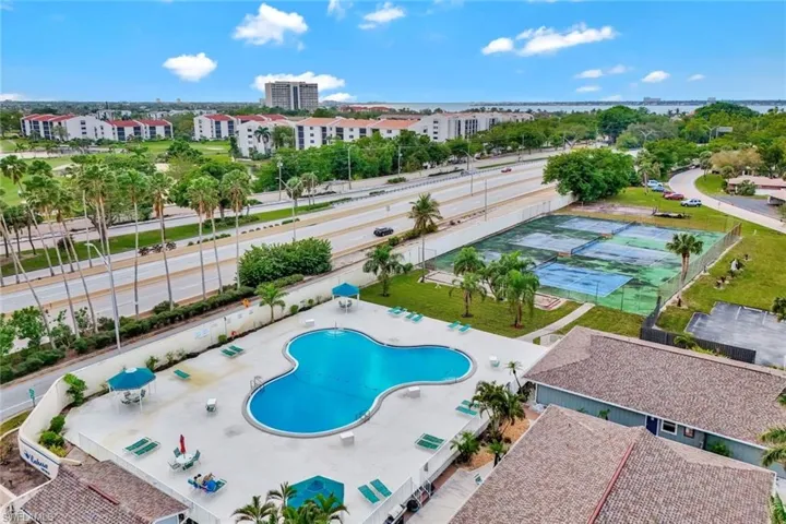 4263  Island  CIR, Fort Myers, FL 33919