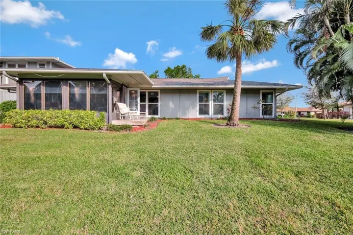 4263  Island  CIR, Fort Myers, FL 33919