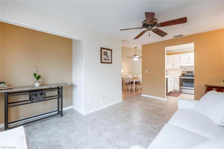 Use this area as you wish! Music room, sewing room, reading room, you name it!