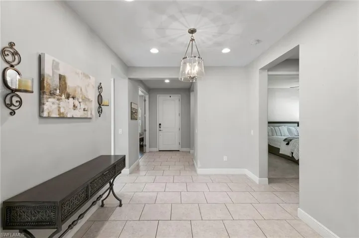 3593  Canopy  CIR, Naples, FL 34120