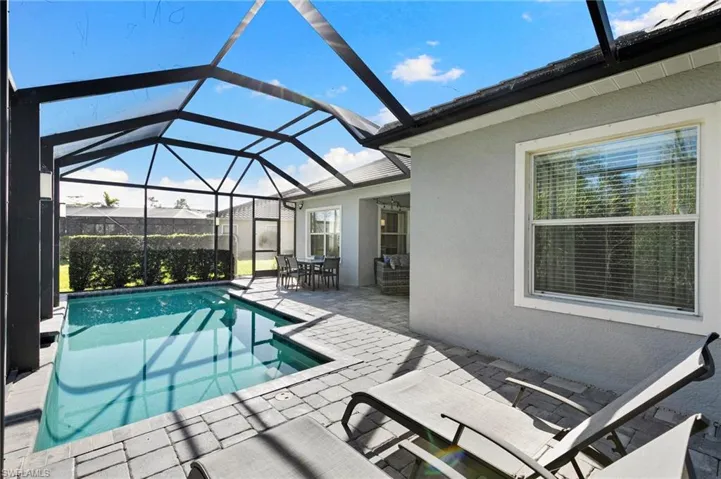 3593  Canopy  CIR, Naples, FL 34120