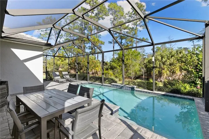 3593  Canopy  CIR, Naples, FL 34120