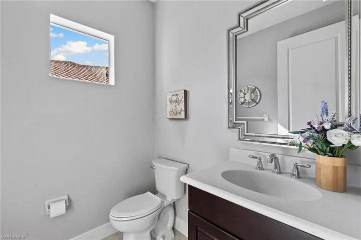 3593  Canopy  CIR, Naples, FL 34120