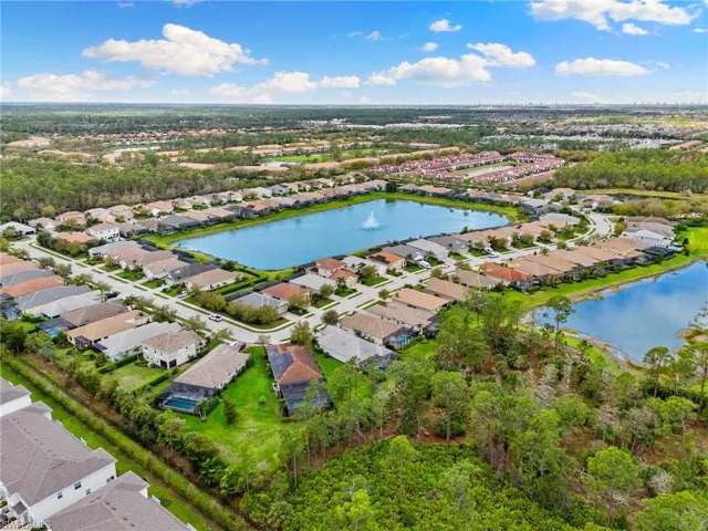 3593  Canopy  CIR, Naples, FL 34120