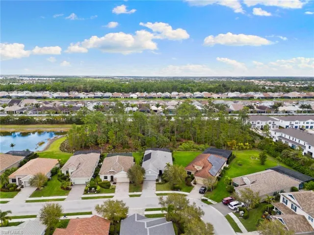 3593  Canopy  CIR, Naples, FL 34120