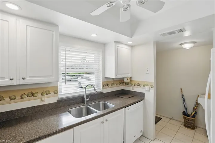 5467 Rattlesnake Hamm Rd # 105, Naples Fl 34113