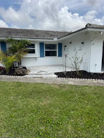 30 Maui Cir 30, Naples, Florida 34112