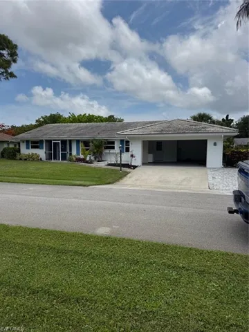 30 Maui Cir 30, Naples, Florida 34112