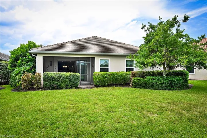 3571 Canopy Cir, Naples, Florida 34120