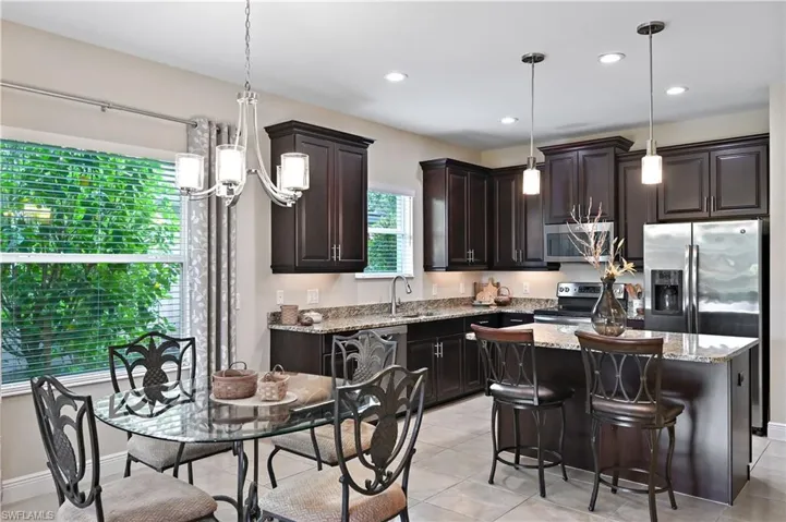 3571 Canopy Cir, Naples, Florida 34120