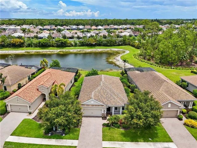3571 Canopy Cir, Naples, Florida 34120