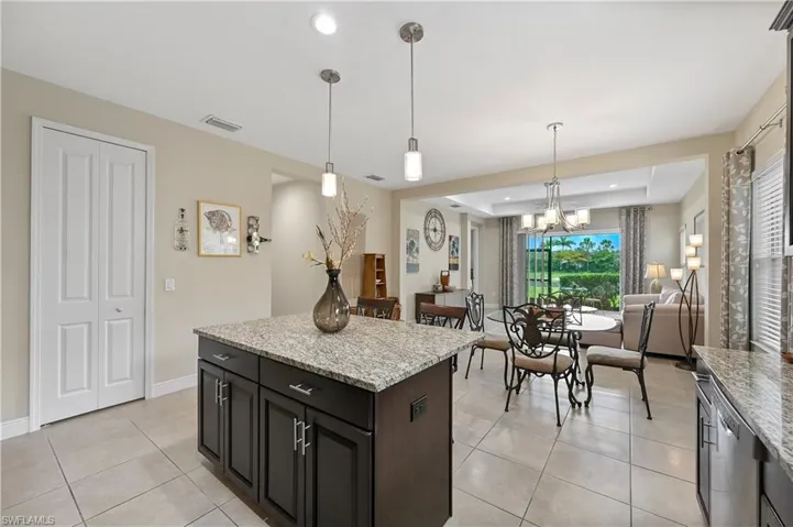 3571 Canopy Cir, Naples, Florida 34120