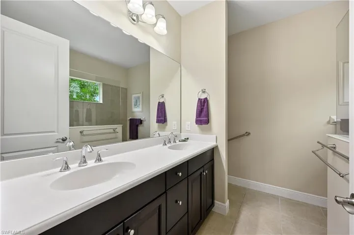 3571 Canopy Cir, Naples, Florida 34120