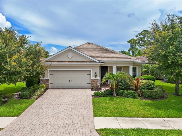 3571 Canopy Cir, Naples, Florida 34120