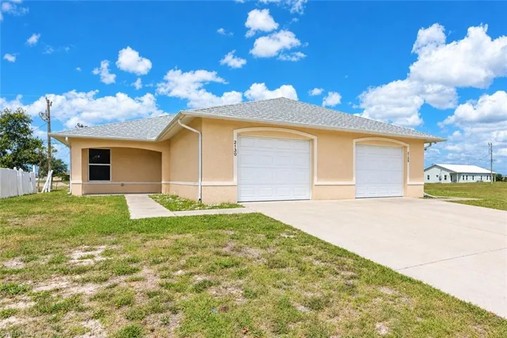 2130 Ne 8th Pl, Cape Coral, Florida 33909