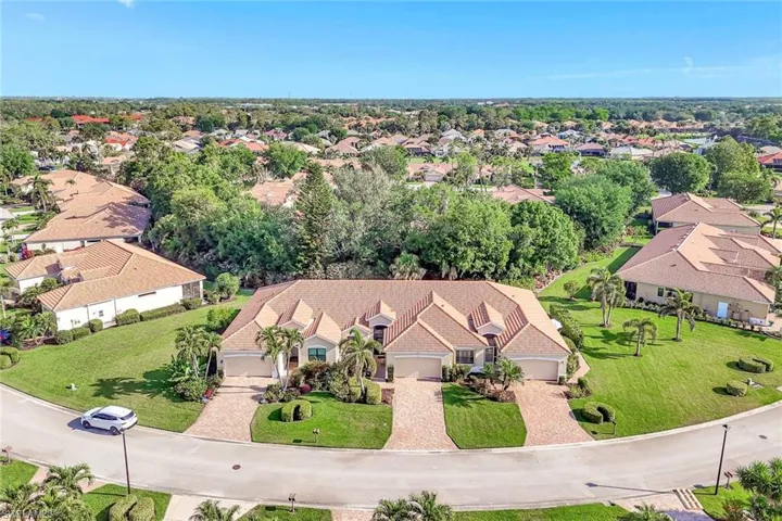 Birds eye view of property with a residential view