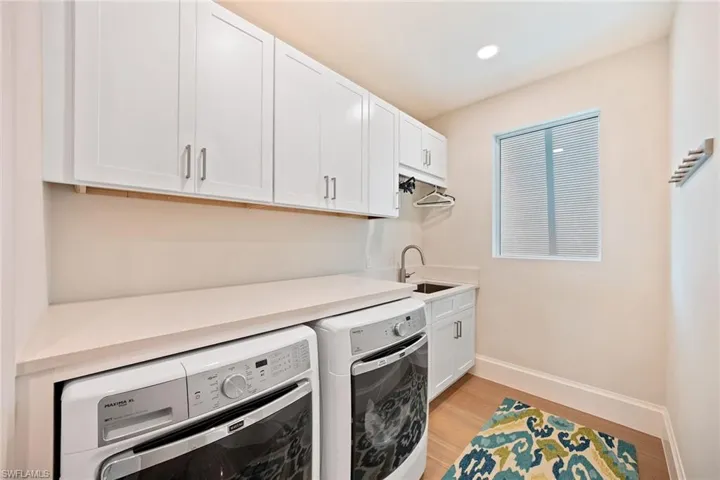 7963  Grand Bay  DR, Naples, FL 34108