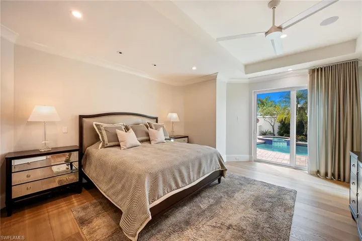 7963  Grand Bay  DR, Naples, FL 34108