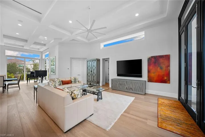 7963 Grand Bay Dr 11, Naples, Florida 34108