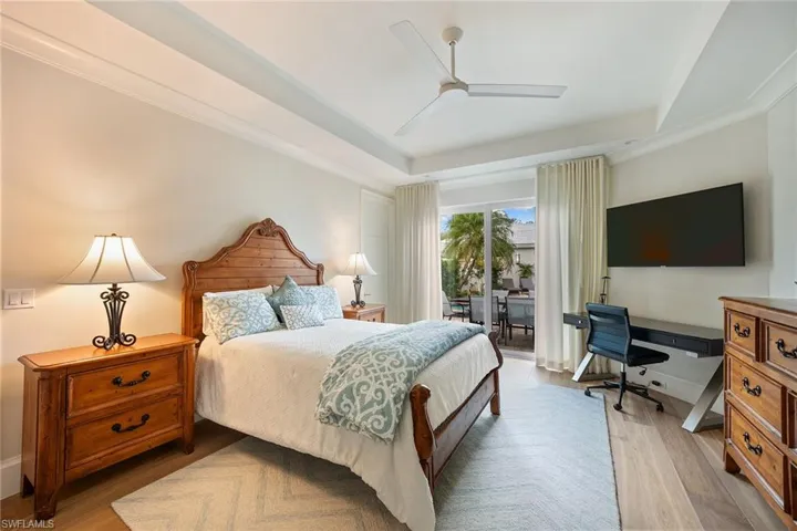 7963 Grand Bay Dr 11, Naples, Florida 34108
