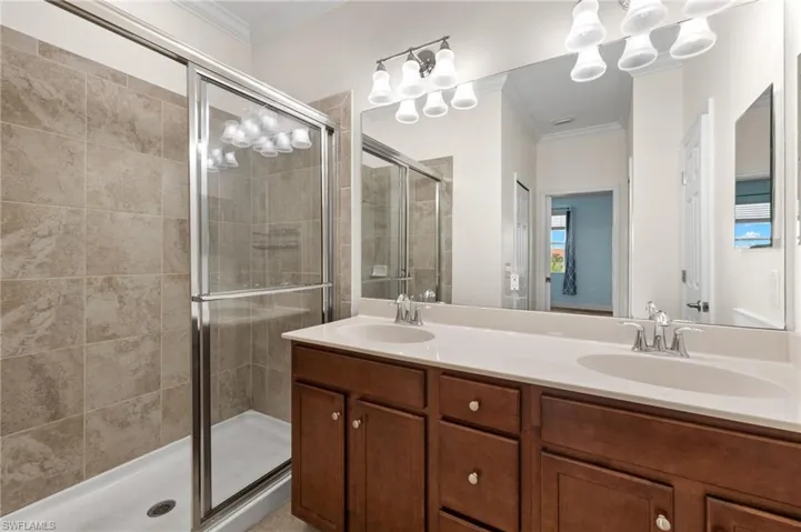8894  Via Isola  CT, Fort Myers, FL 33966