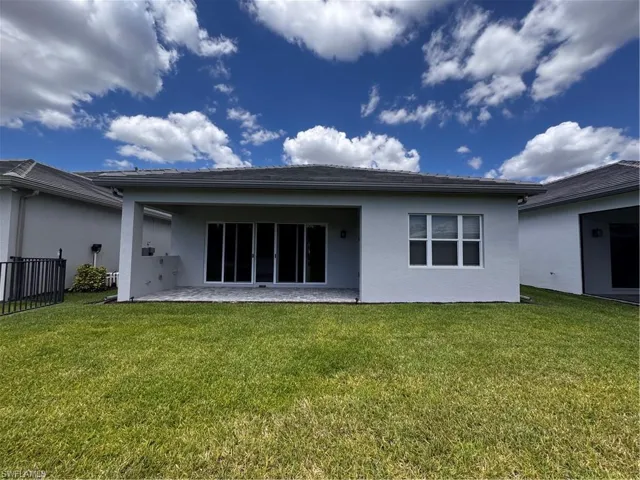2864 Bloomfield Way, Other, Florida 34116