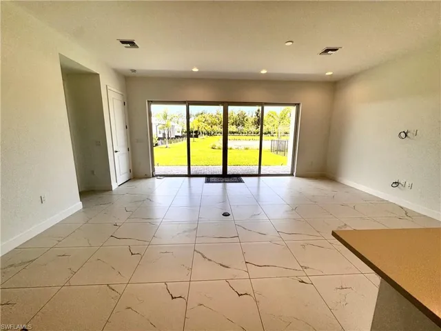 2864 Bloomfield Way, Other, Florida 34116
