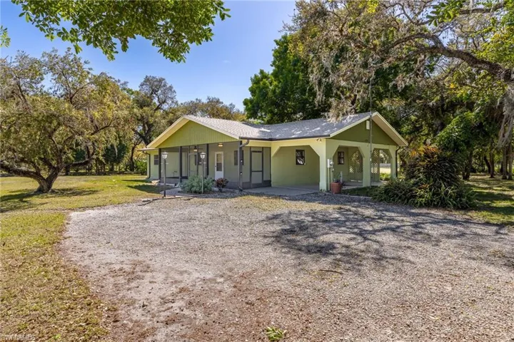 1301 Jacks Lane / Guest House