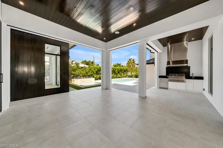1151  7th Ave N N , Naples, FL 34102