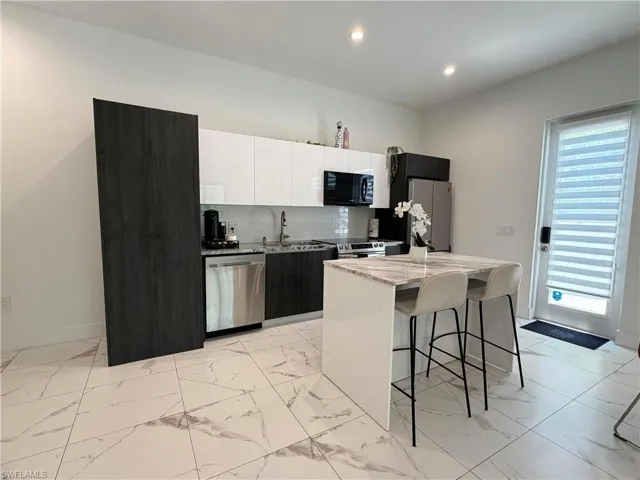 4064 Full Moon Ct, Naples, Florida 34112
