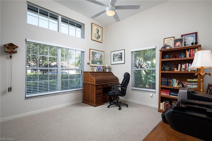 7650  San Sebastian  WAY, Naples, FL 34109
