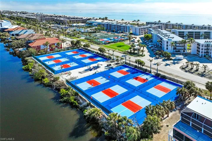 Drone / aerial view of a large body of water