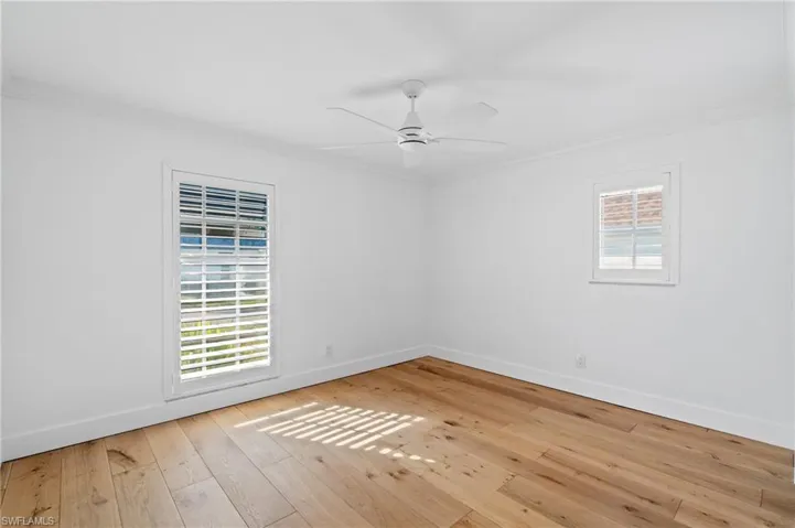 11  Knights Bridge  RD, Naples, FL 34112