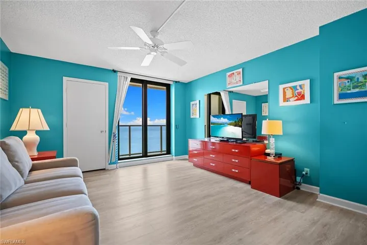 4901 Gulf Shore Blvd N 1501, Naples, Florida 34103