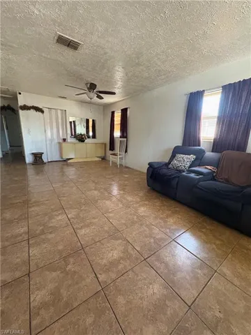 2921  Lafayette  ST, Fort Myers, FL 33916